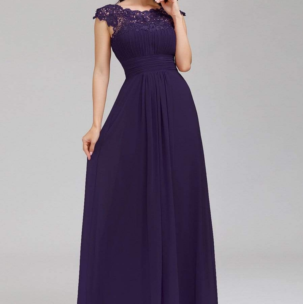 NWOT Royal Purple US8 Ever Pretty Evening Dress